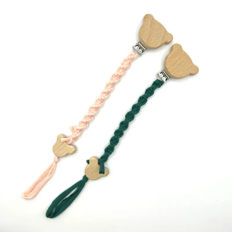 attache tétine