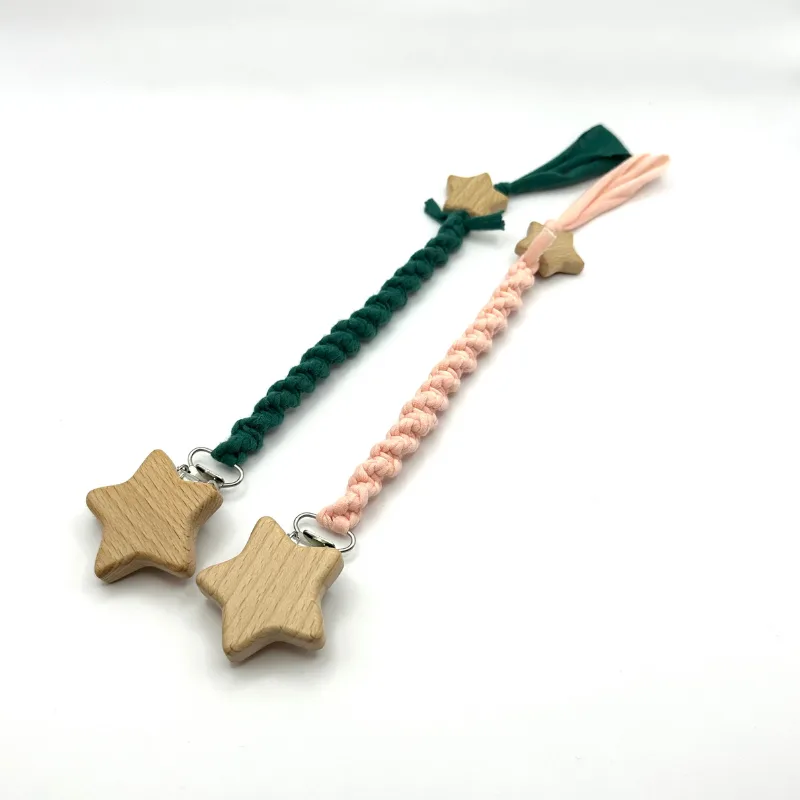 attache tétine